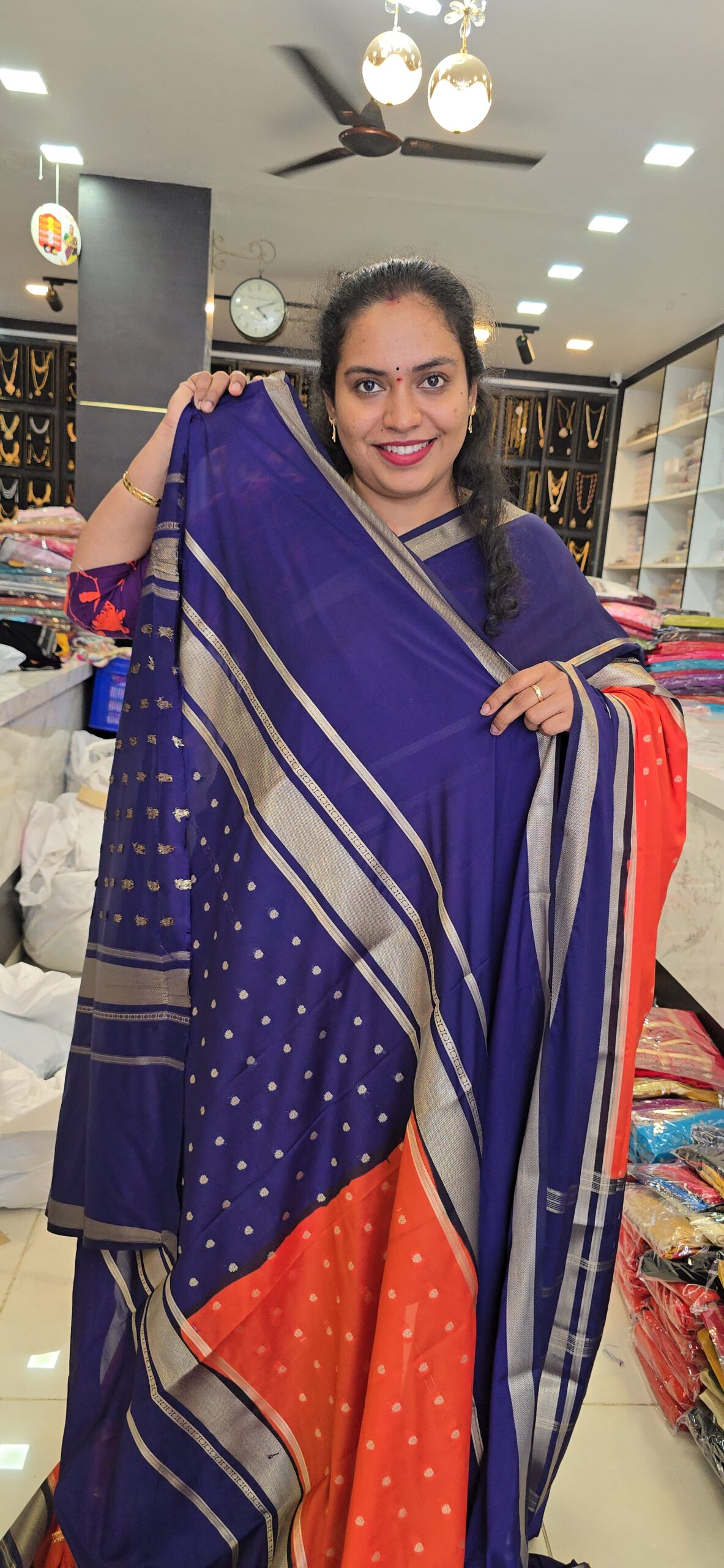 Super premium 1st copy crepe saree - Image 3